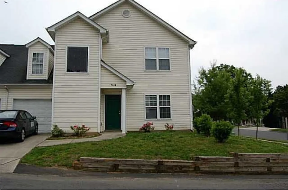 Brooktree Dr