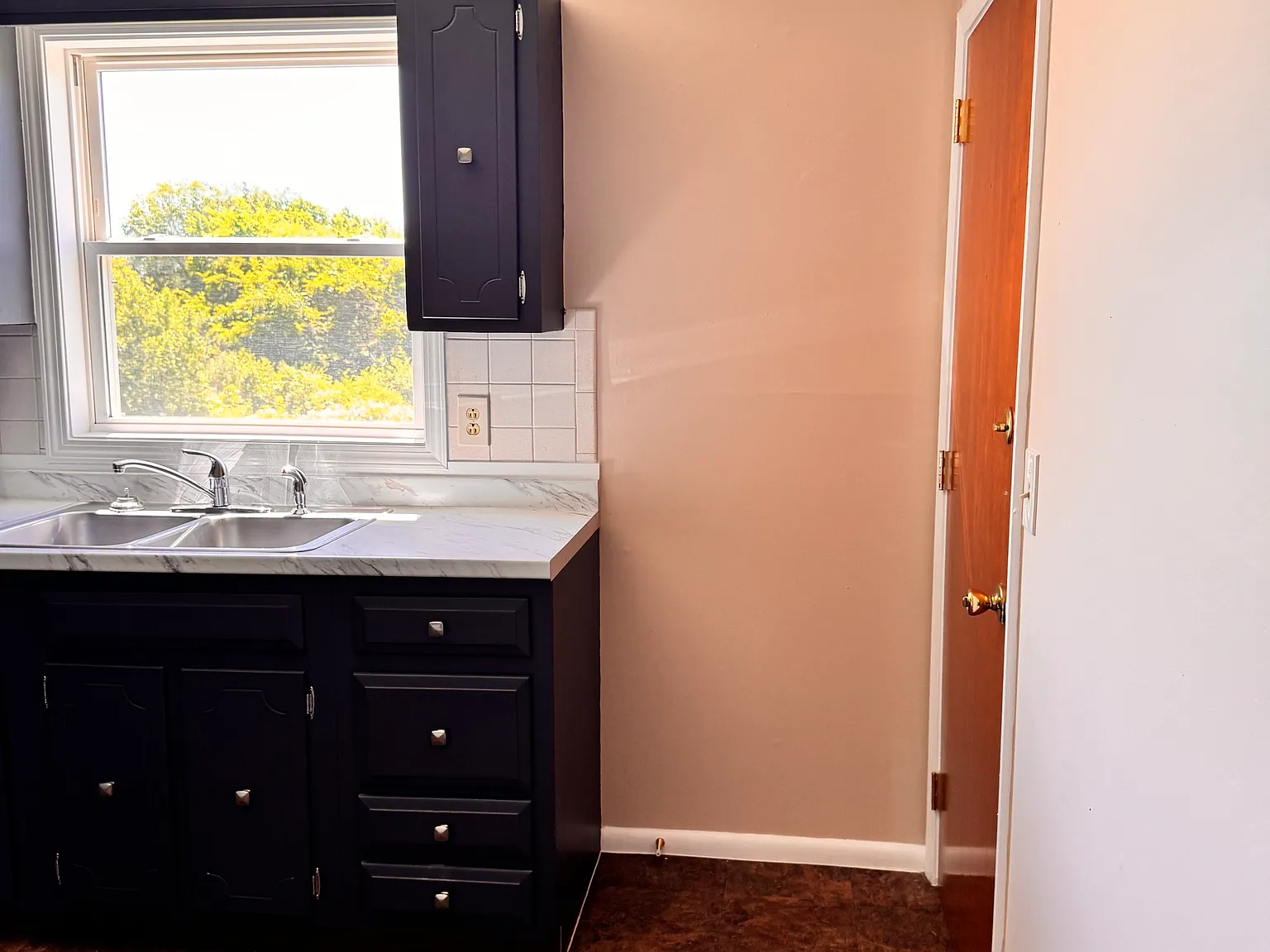 2 bed, 850 sqft, $1,750 — Photo 4