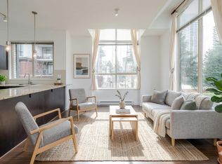 10455 University Dr #405, Surrey, BC