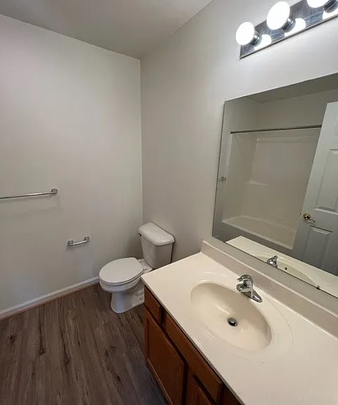 141 S Seneca St — Photo 10