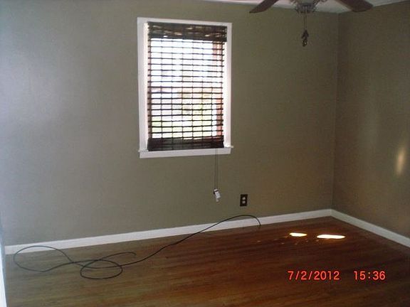 5th image of 276 Knollwood Ave