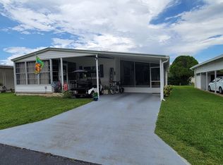 4705 Flamingo Dr, Zephyrhills, FL 33541