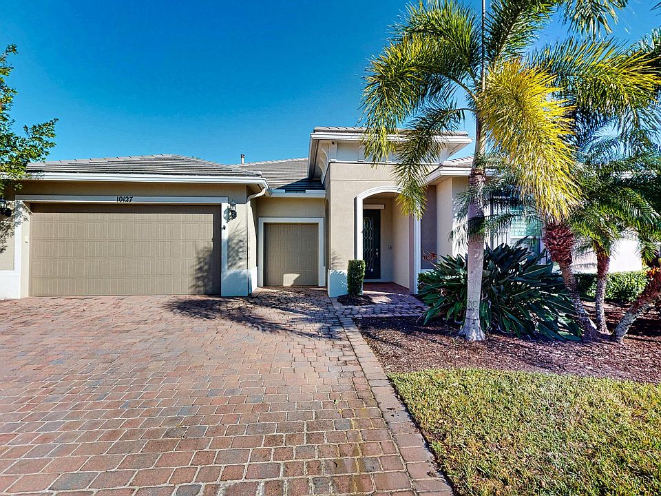 1st image of 10127 SW Cypress Wood Court