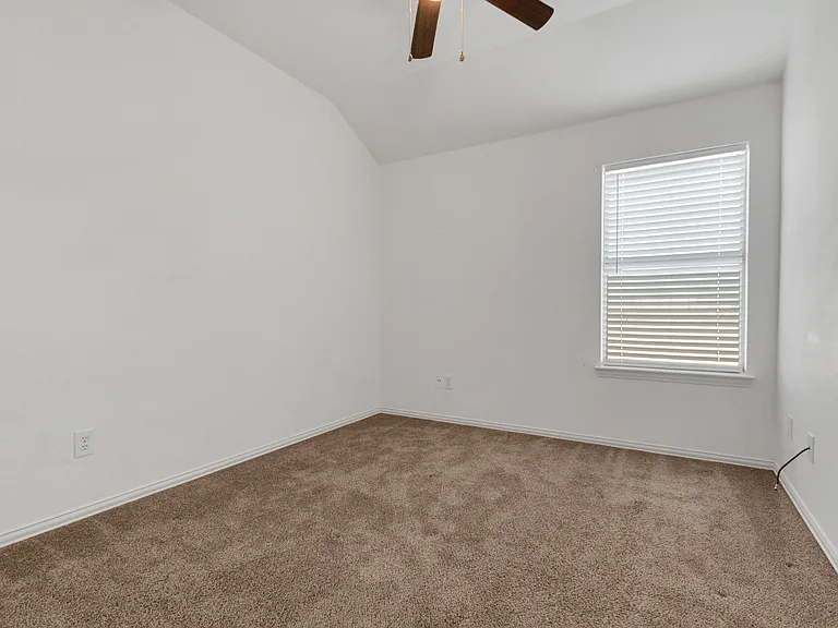 229 Irick Ct — Photo 13