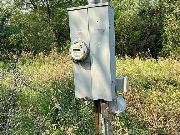 5th image of 2925 S Highway 71