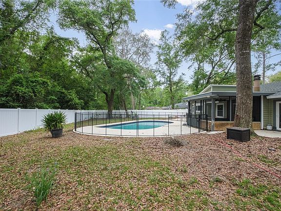 3rd image of 3859 NW 31st Pl