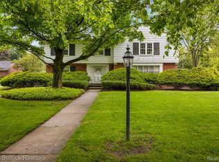 3287 Bradway Blvd, Bloomfield Hills, MI