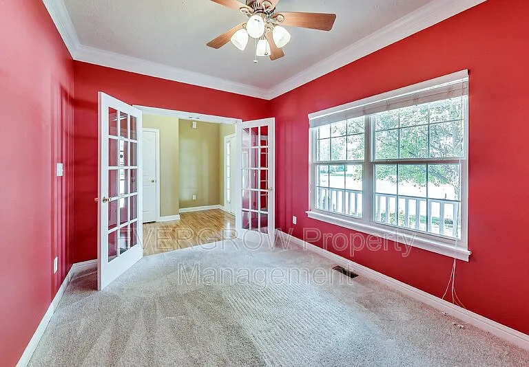 1047 Andrew Ct — Photo 16