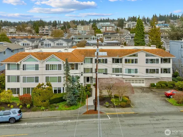 233 3rd Avenue S #305, Edmonds, WA 98020