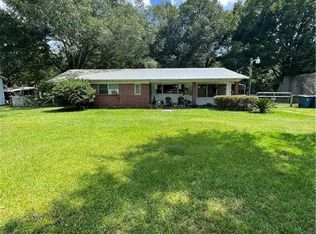 284 Cherry St, Nahunta, GA 31553