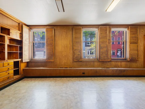 12 Jewel St, Brooklyn, NY 11222