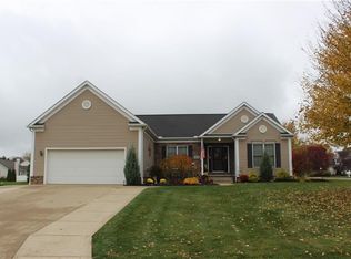 2099 Summerchase Rd NE, Canton, OH 44721