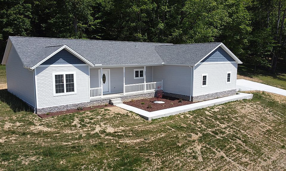 1st image of 95 Milford Ln