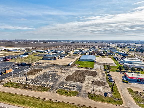 2nd image of 3705 Frontage Rd