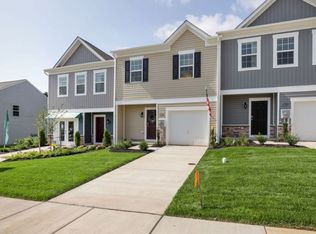 460 Maple Run Dr, York, PA 17404
