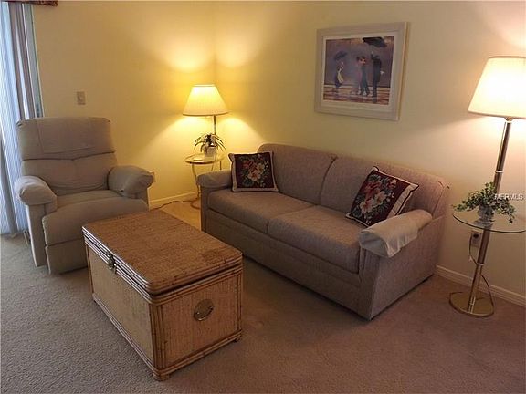 2nd image of 1903 Canterbury Ln #B26