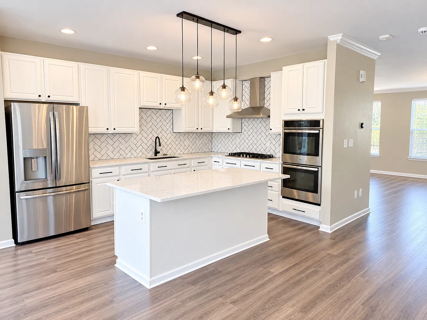 3 bed, 3.5 bath, 2160 sqft, $4,250 — Photo 2
