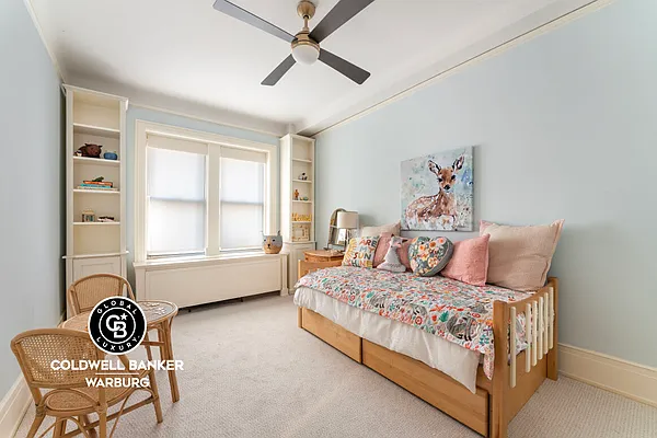 Sold by Coldwell Banker Warburg | media 33