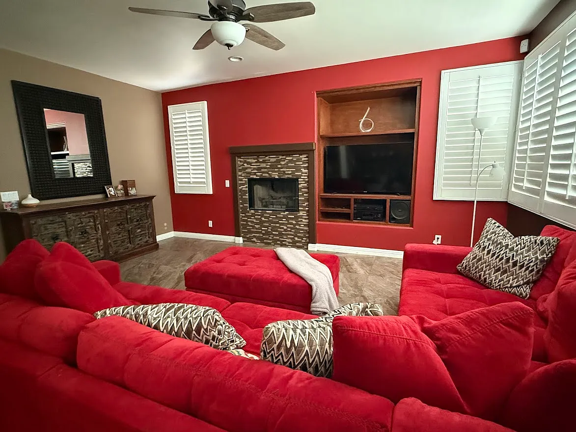 4 bed, 2.5 bath, 1909 sqft, $3,750 — Photo 2