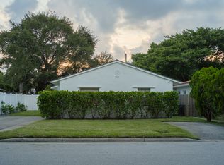 1121 NE 17th Way #1, Fort Lauderdale, FL 33304