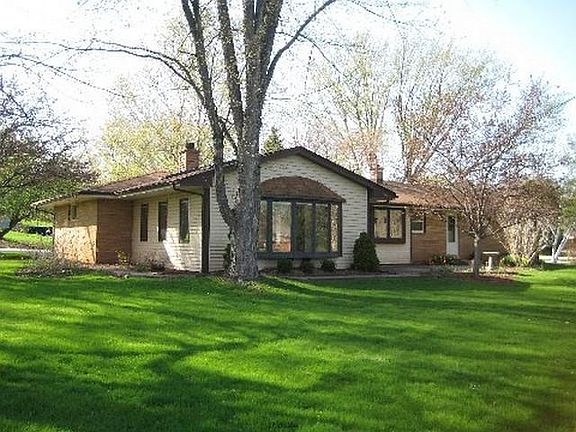 3rd image of 5358 S Menard Dr