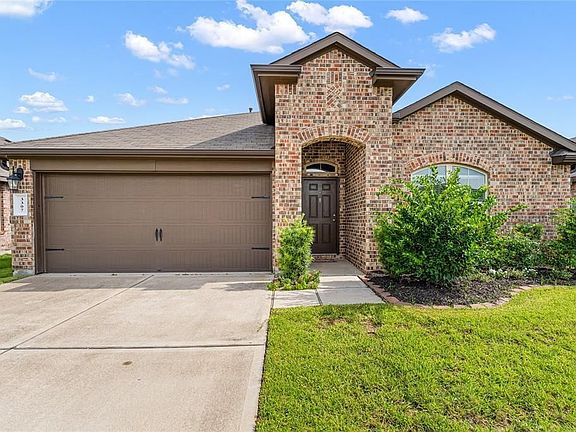 2nd image of 3307 McDonough Way