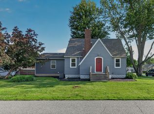 202 E 2nd St, Wanatah, IN 46390