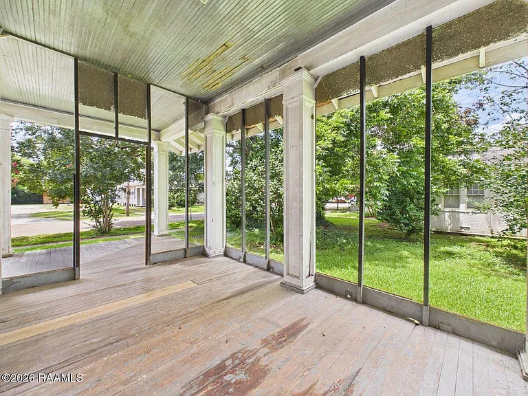 223 General Gardner Ave — Photo 2