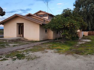 12858 S McCall Ave, Selma, CA 93662