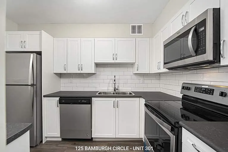 125 Bamburgh Cir — Photo 17