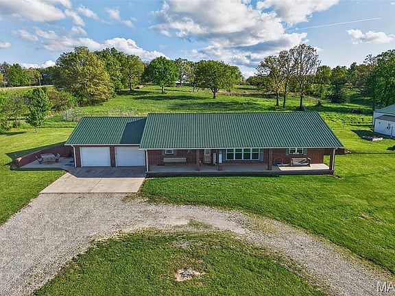5th image of 23856 Dove Rd