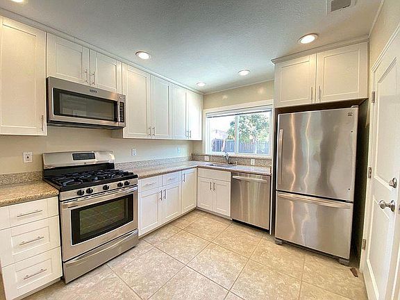 2nd image of 127 Northwood Dr