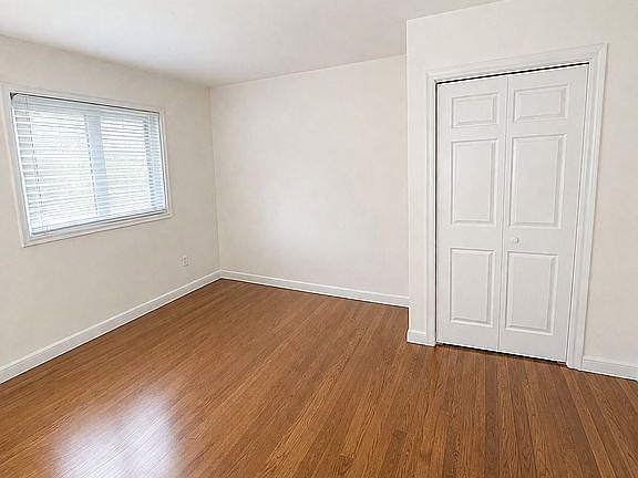 5th image of 16 Ridge Rd