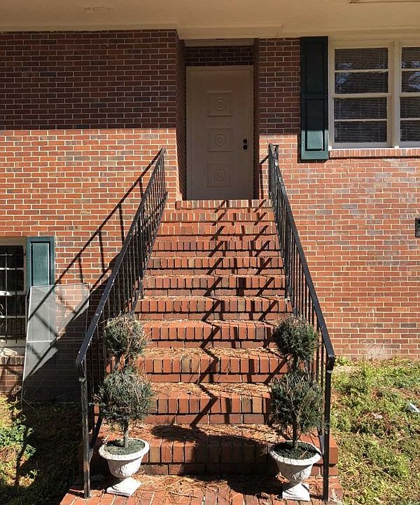 2nd image of 767 Winchester Cir