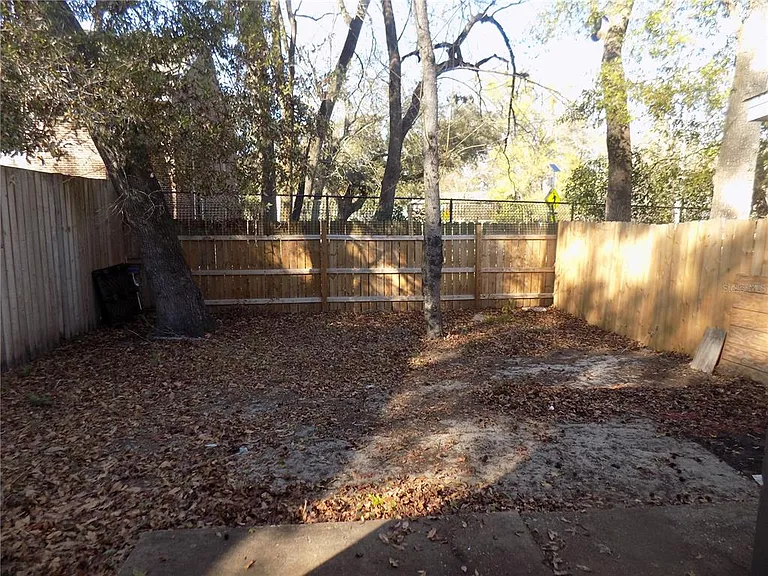6124 SW 10th Pl #A — Photo 22