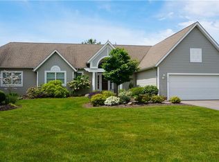 1326 Fieldcrest Dr, Wadsworth, OH