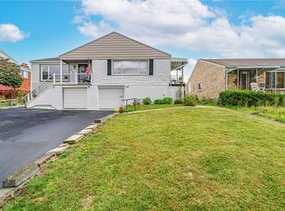 140 Greenbriar Dr, Pittsburgh, PA 15220