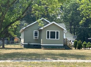 5237 E Apple Ave, Muskegon, MI 49442