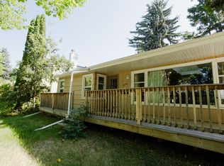 8719 117th St NW, Edmonton, AB