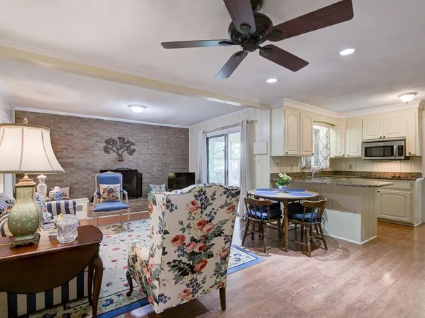 1126 Mathis Ct, Camden, SC 29020