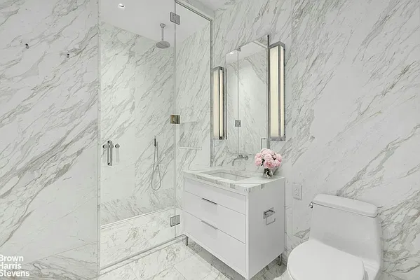 Bathroom, photo 4