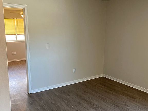 2nd image of 1211 N Leverett Ave #34