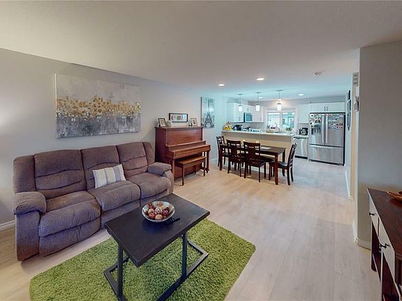 5th image of 5604 Prefontaine Ave