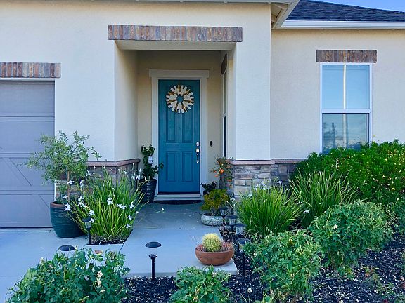 3rd image of 835 San Pedro Ave