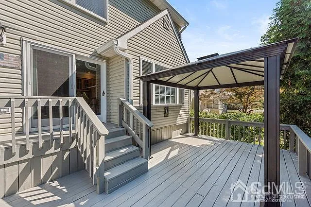 408 Prospect Ave — Photo 33