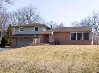 8617 N Yosemite Dr, Byron, IL 61010