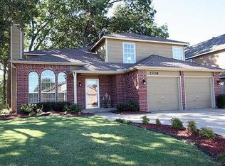 2708 W 66th Pl, Tulsa, OK 74132