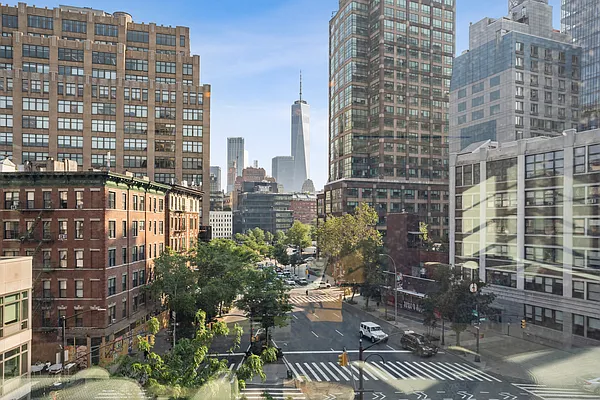 Rented by Douglas Elliman | media 14