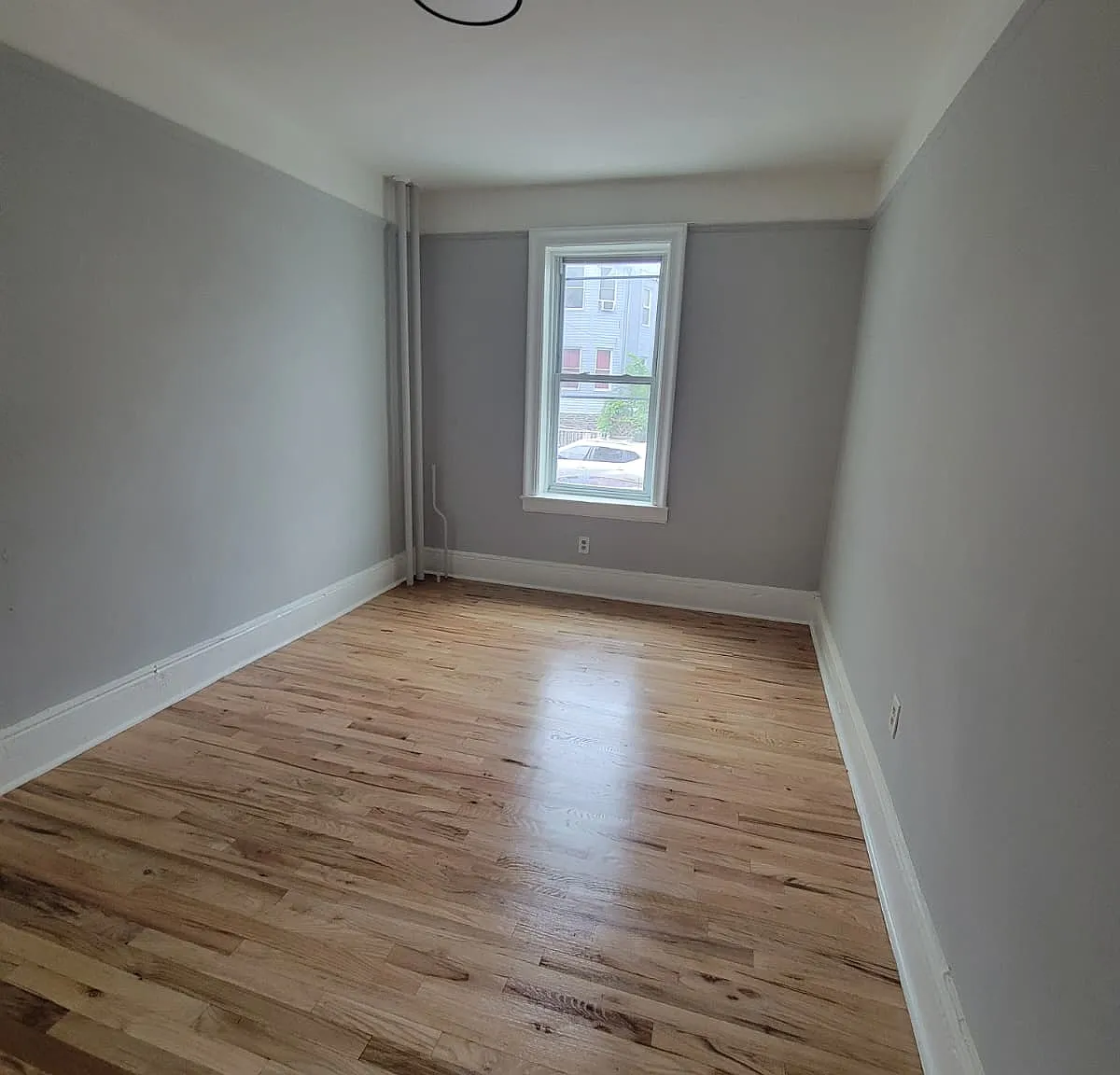 2 bed, $2,050 — Photo 4
