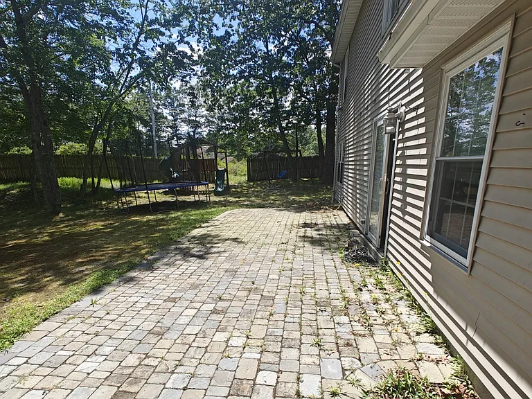 48 Nature Blvd — Photo 27